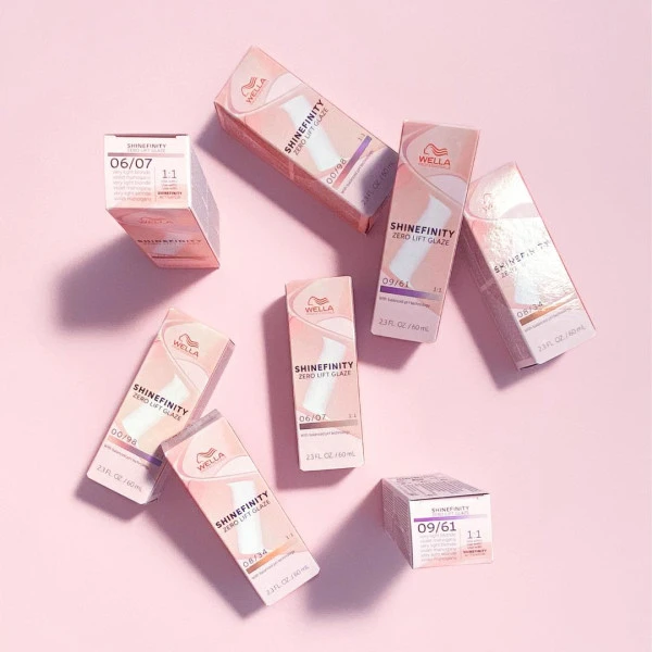 Coloration Gloss Shinefinity 06/07 Deep Walnut Wella 60ML 9 Coloration Gloss Shinefinity 06/07 Deep Walnut Wella 60ML – Image 9